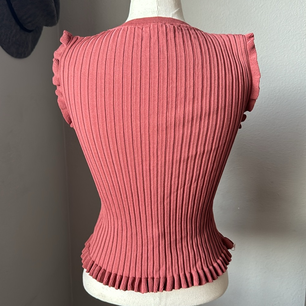 Ribbed ruffle tank - Picture 3 of 4